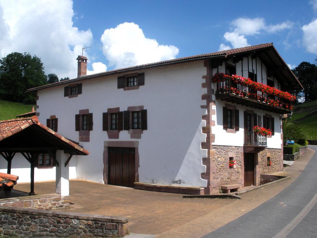 Country house Casa Rural Bordaberea *